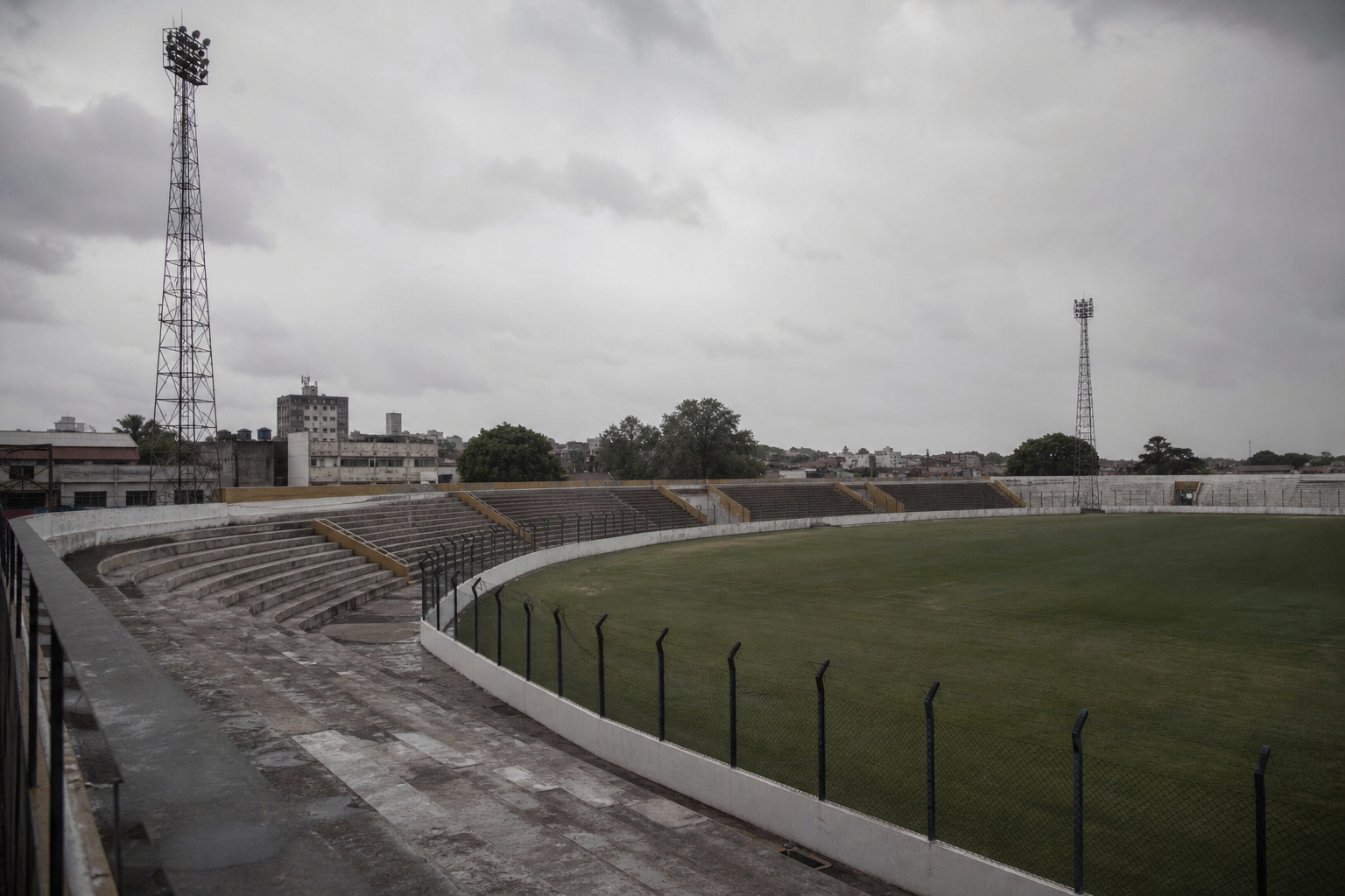 Vista externa do estádio Boca do Lobo, em Pelotas, palco do clássico Bra-Pel suspenso pela Divisão de Acesso